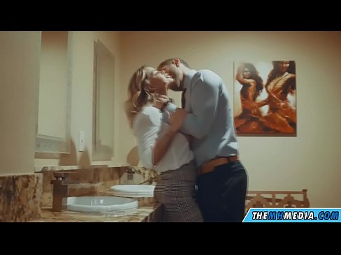 ❤️ Xa i-blonde ene-busty ikuhenda kwindlu yangasese yoluntu Iphonografi kwi-xh.hdpornpics.ru ❌️❤